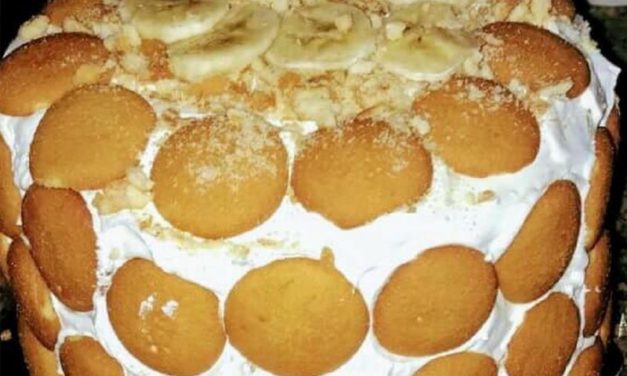 3 Layer Banana Pudding Cake by Ashley Waddy